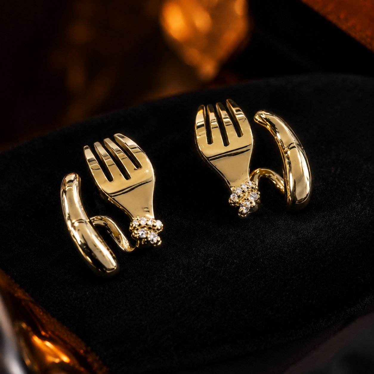 The Uncommon Table — Pearl & Cutlery Layered Jewelry Set